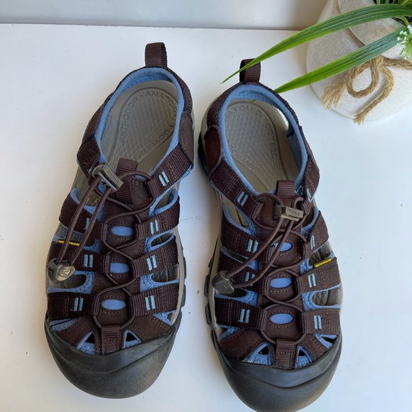 KEEN🍂🍁 Newport H2 Sandals Womens Size 8 - Picture 5 of 11